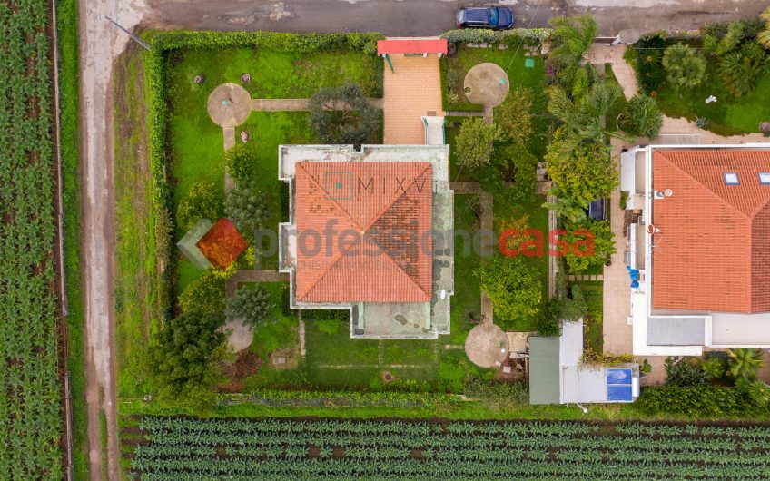 Villa Singola con giardino privato