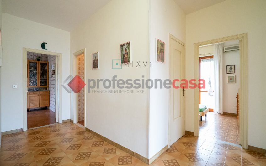 Villa Singola con giardino privato
