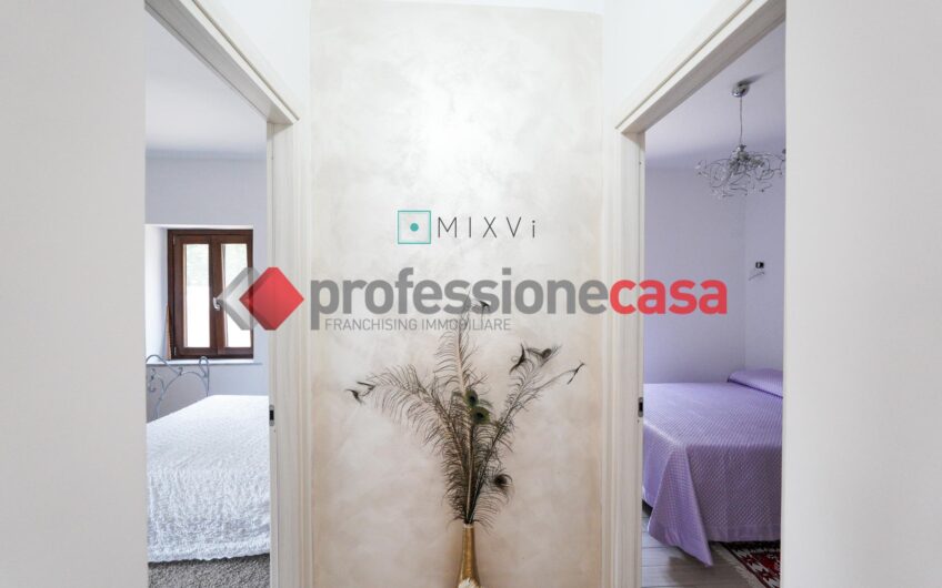 SPAZIOSO APPARTAMENTO IN VILLA