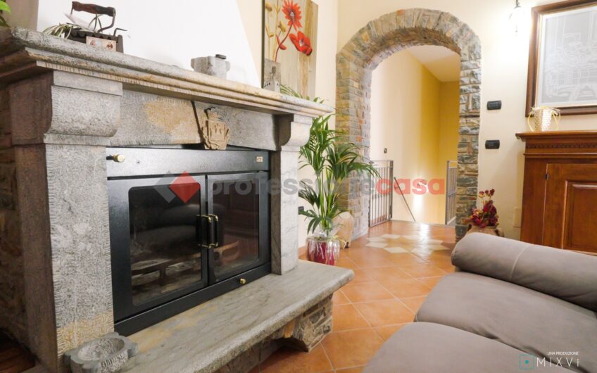 DIMORA UNICA A ROCCADASPIDE: UNA CASA DA SOGNO!