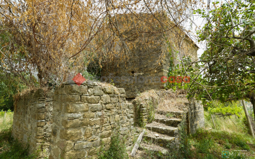 SCOPRI IL TESORO NASCOSTO: UN RUDERE STORICO