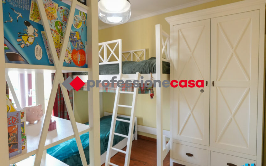 A Due Passi Dalle Scuole, Zona Centrale, Ristrutturato – Rif.121124