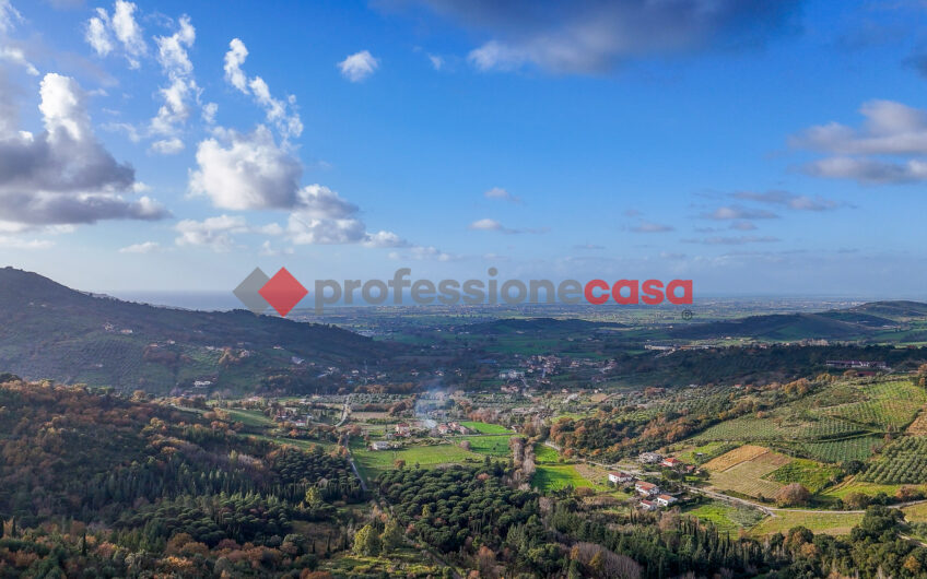 Risveglio panoramico: La Tua Casa con Vista Mare