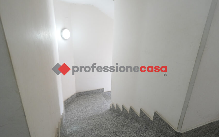 Ampia e Luminosa Soluzione In Locazione a Capaccio Scalo-Rif.140525