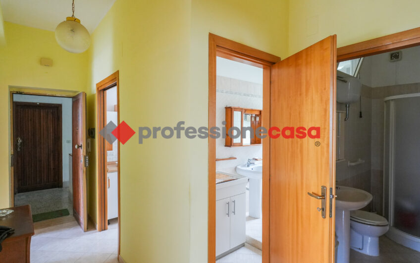 Un Angolo Panoramico Nel Borgo Di Capaccio-Rif.230525