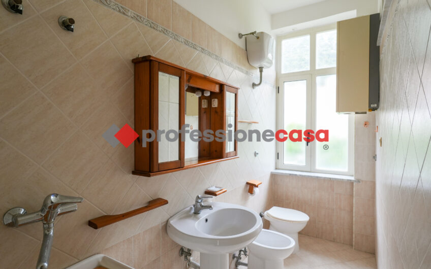 Un Angolo Panoramico Nel Borgo Di Capaccio-Rif.230525