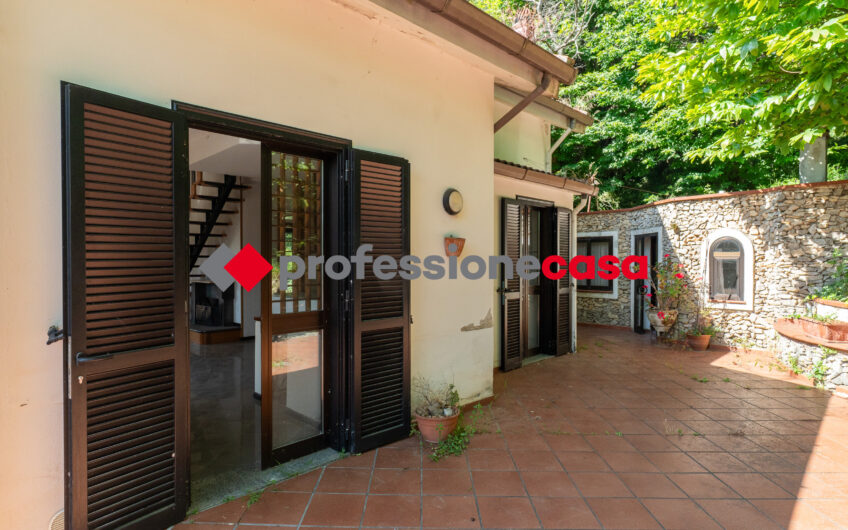 Villa Indipendente a Capaccio Capoluogo-Rif.270525A