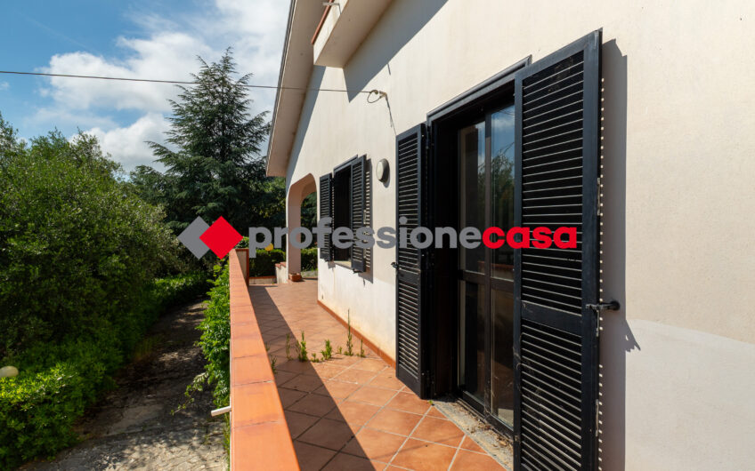 Villa Indipendente a Capaccio Capoluogo-Rif.270525A