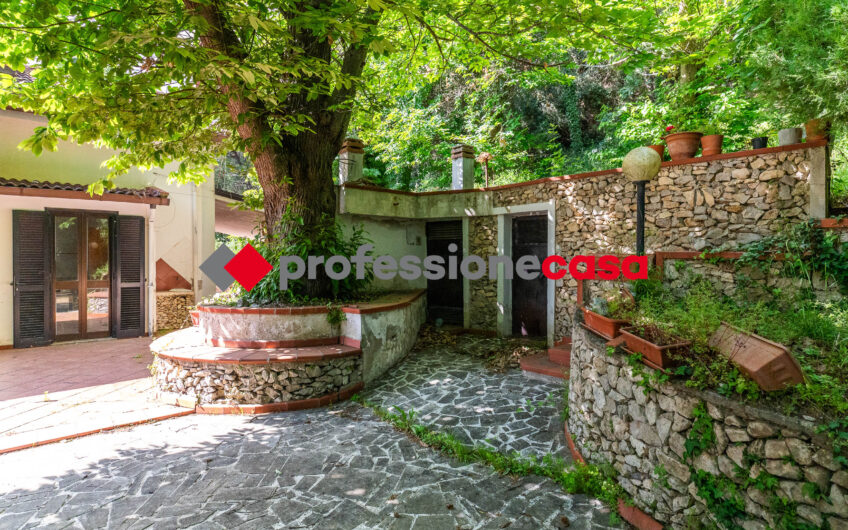 Villa Indipendente a Capaccio Capoluogo-Rif.270525A