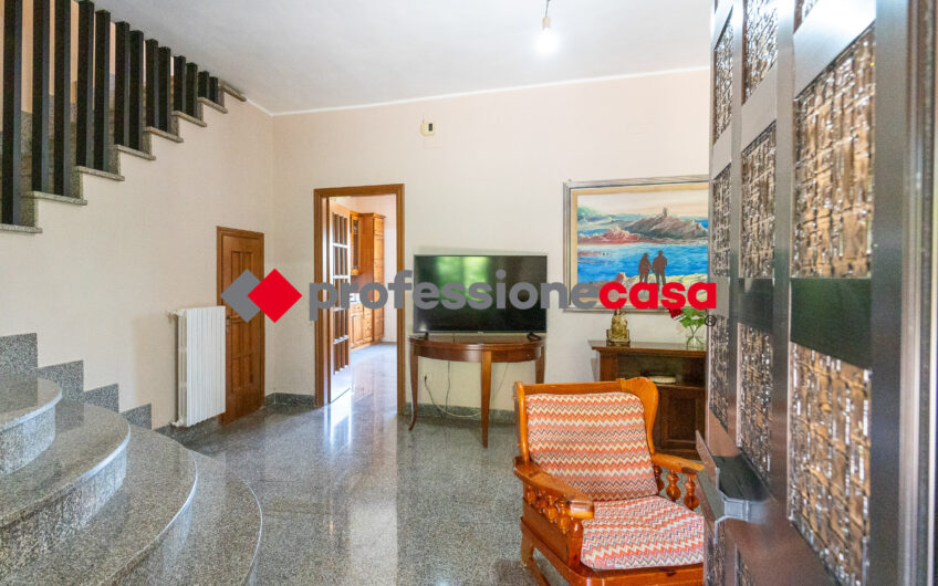 Ampia, Luminosa, Indipendente: Semplicemente Casa-Rif.280525