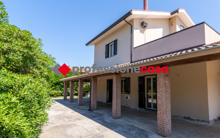 Ampia, Luminosa, Indipendente: Semplicemente Casa-Rif.280525