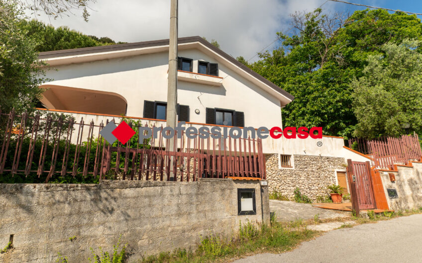 Villa Indipendente a Capaccio Capoluogo-Rif.270525A