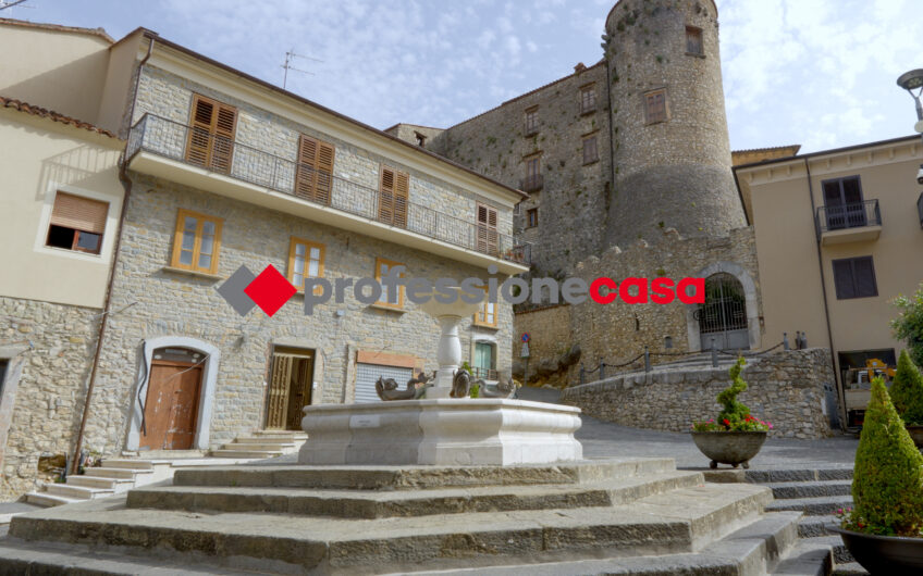 Il Tuo Spazio su Strada – Magazzino-Rif.190625B