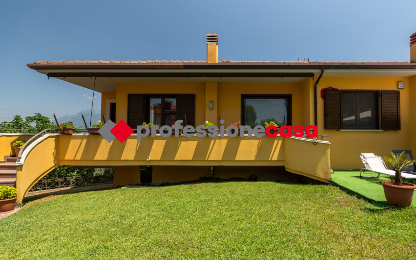 La Tua  Villa Ristrutturata Con Un  Giardino da Vivere-Rif.270625