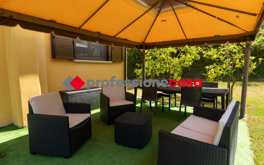La Tua  Villa Ristrutturata Con Un  Giardino da Vivere-Rif.270625