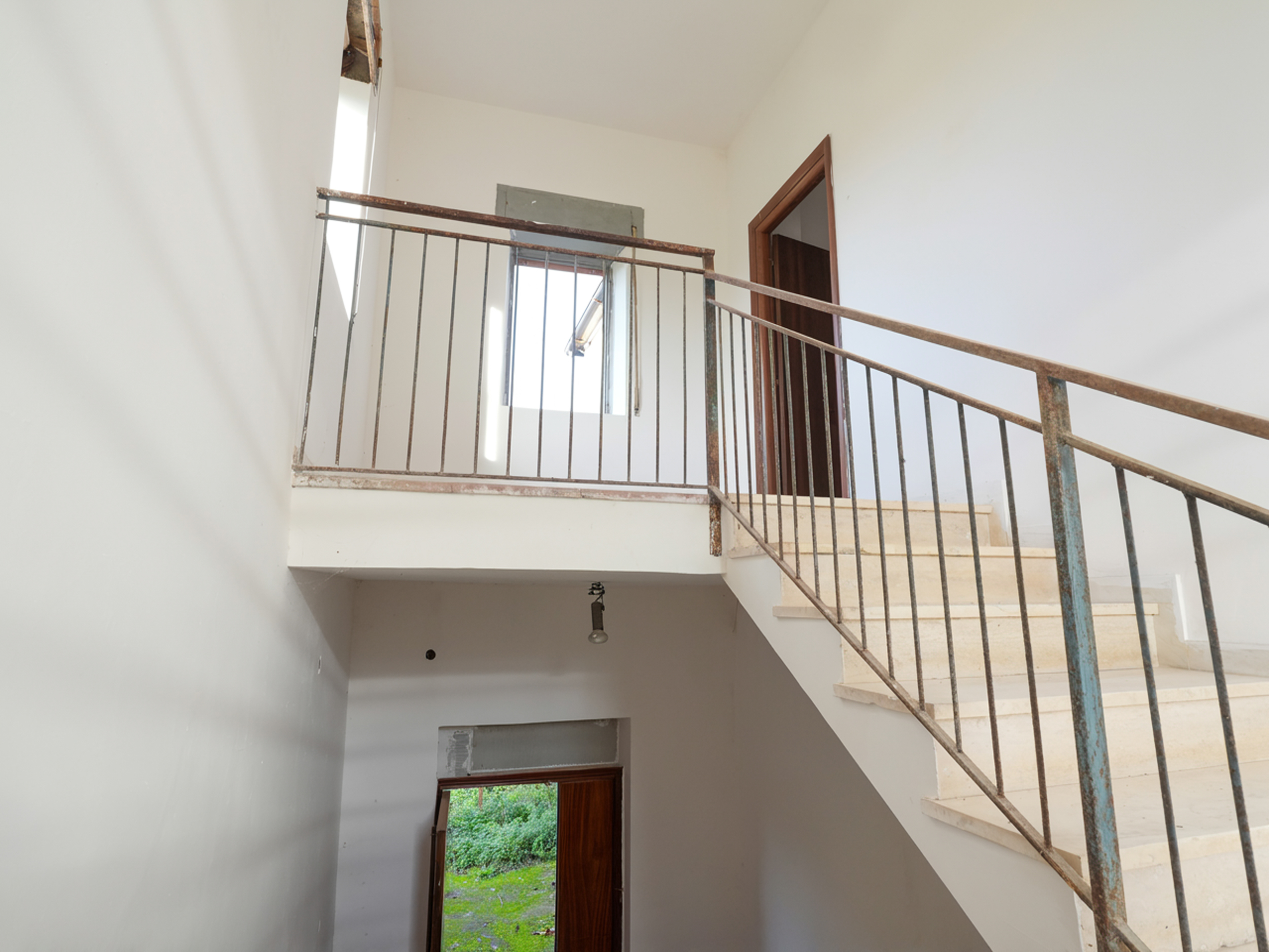 Una Struttura, Infinite Possibilità- Rif.191225