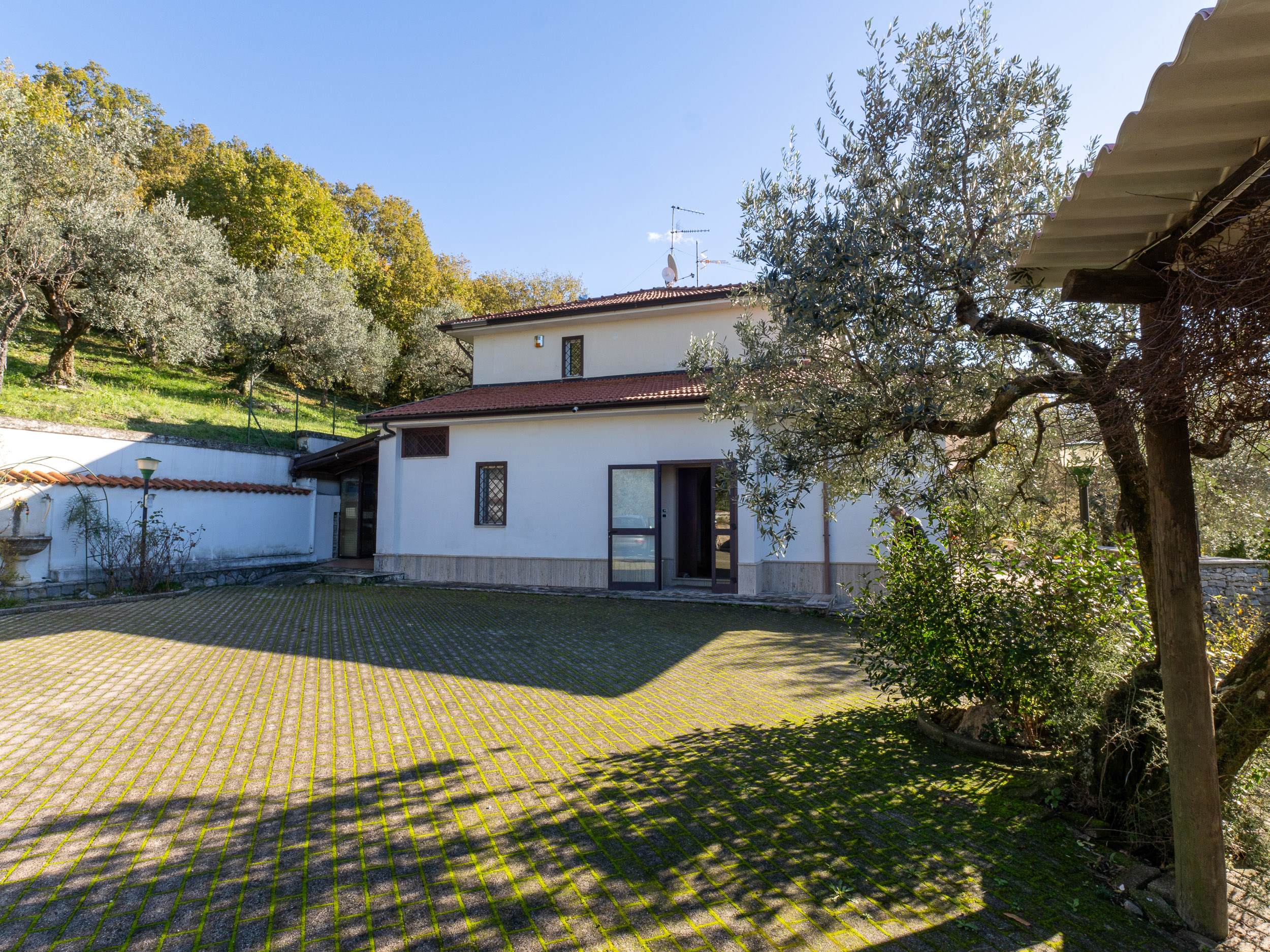 Una Villa Che Fa Sentire Tutti A Casa, Anche Gli Ospiti-Rif.291125