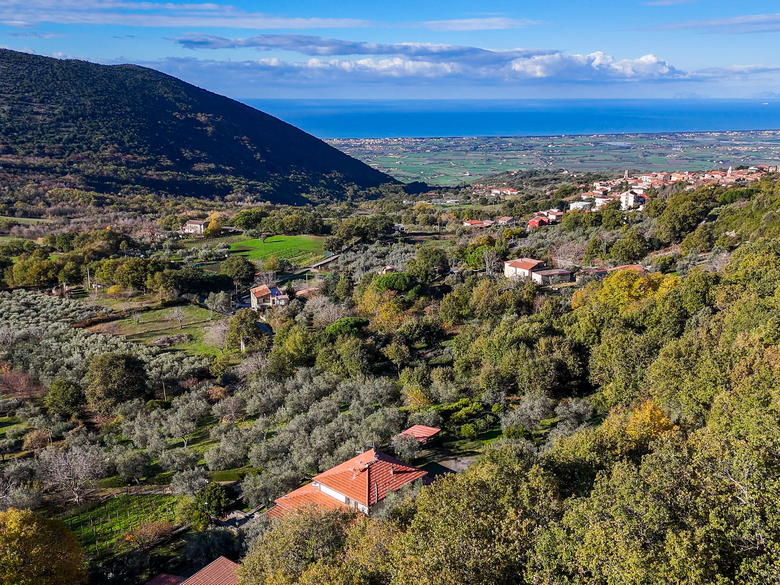 Una Villa Che Fa Sentire Tutti A Casa, Anche Gli Ospiti-Rif.291125