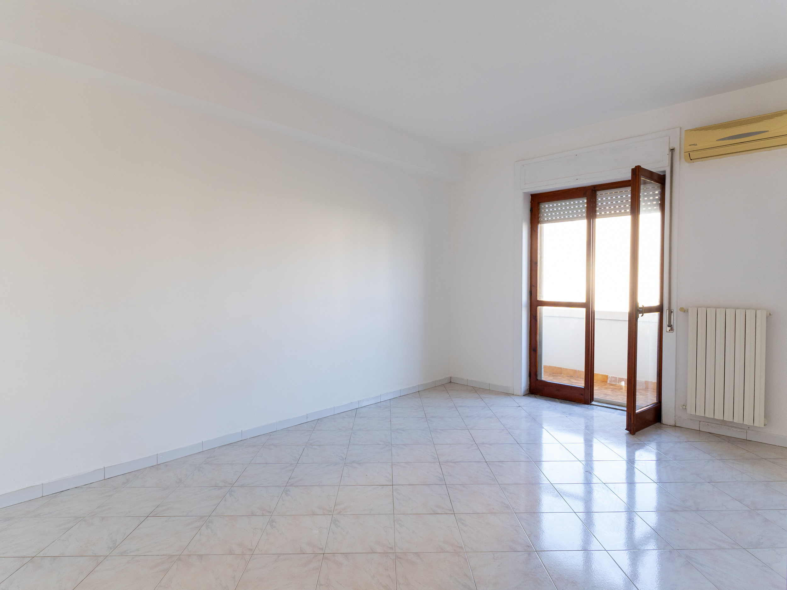 Appartamento Luminoso In Parco Chiuso Con Posto Auto-Rif.130226