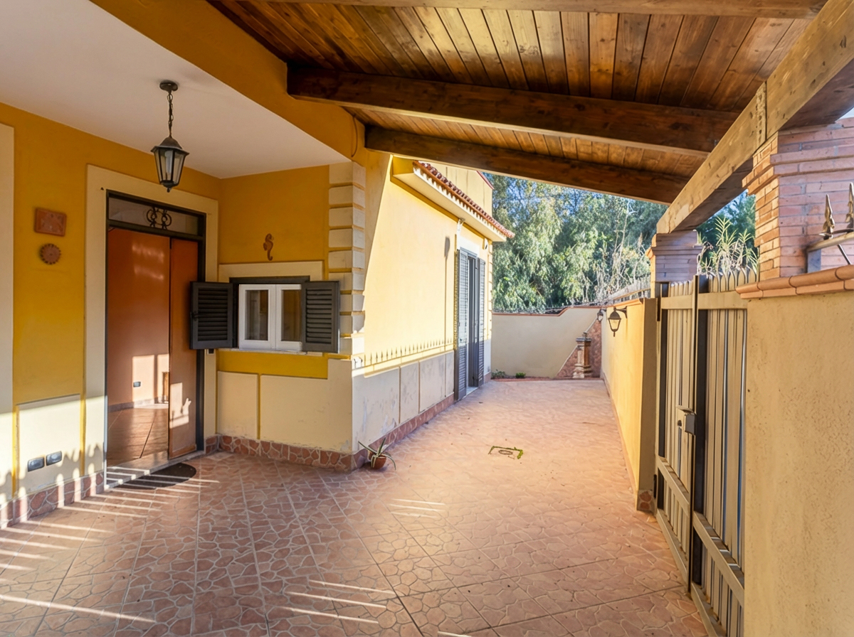 La Tua Casa al Mare, Senza Compromessi-Rif270126