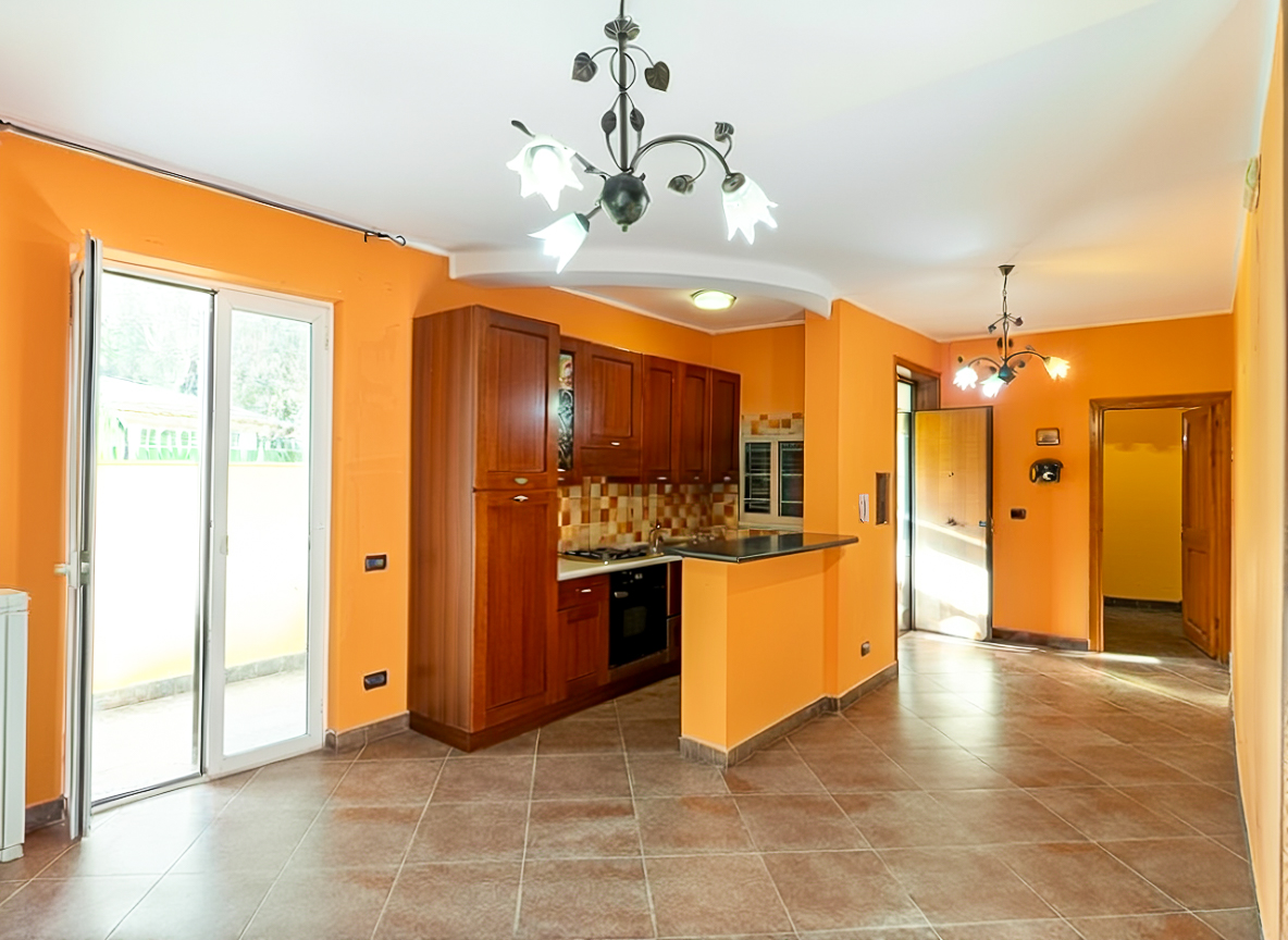 La Tua Casa al Mare, Senza Compromessi-Rif270126