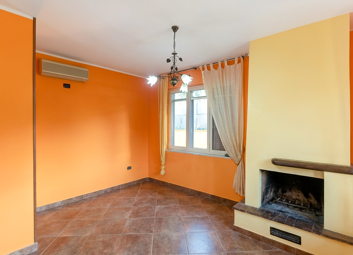 La Tua Casa al Mare, Senza Compromessi-Rif270126