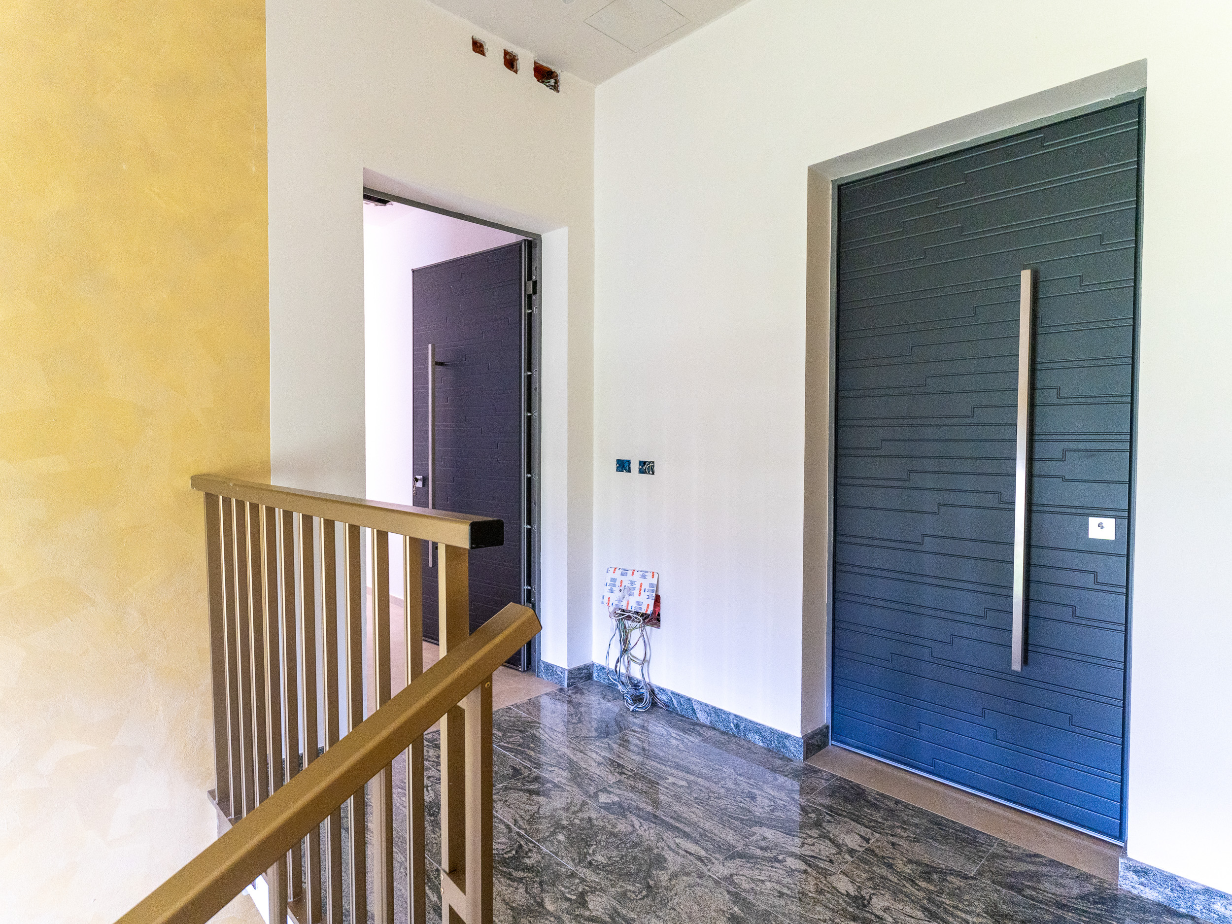 Come Entrare In Una Casa Nuova-Rif.050226