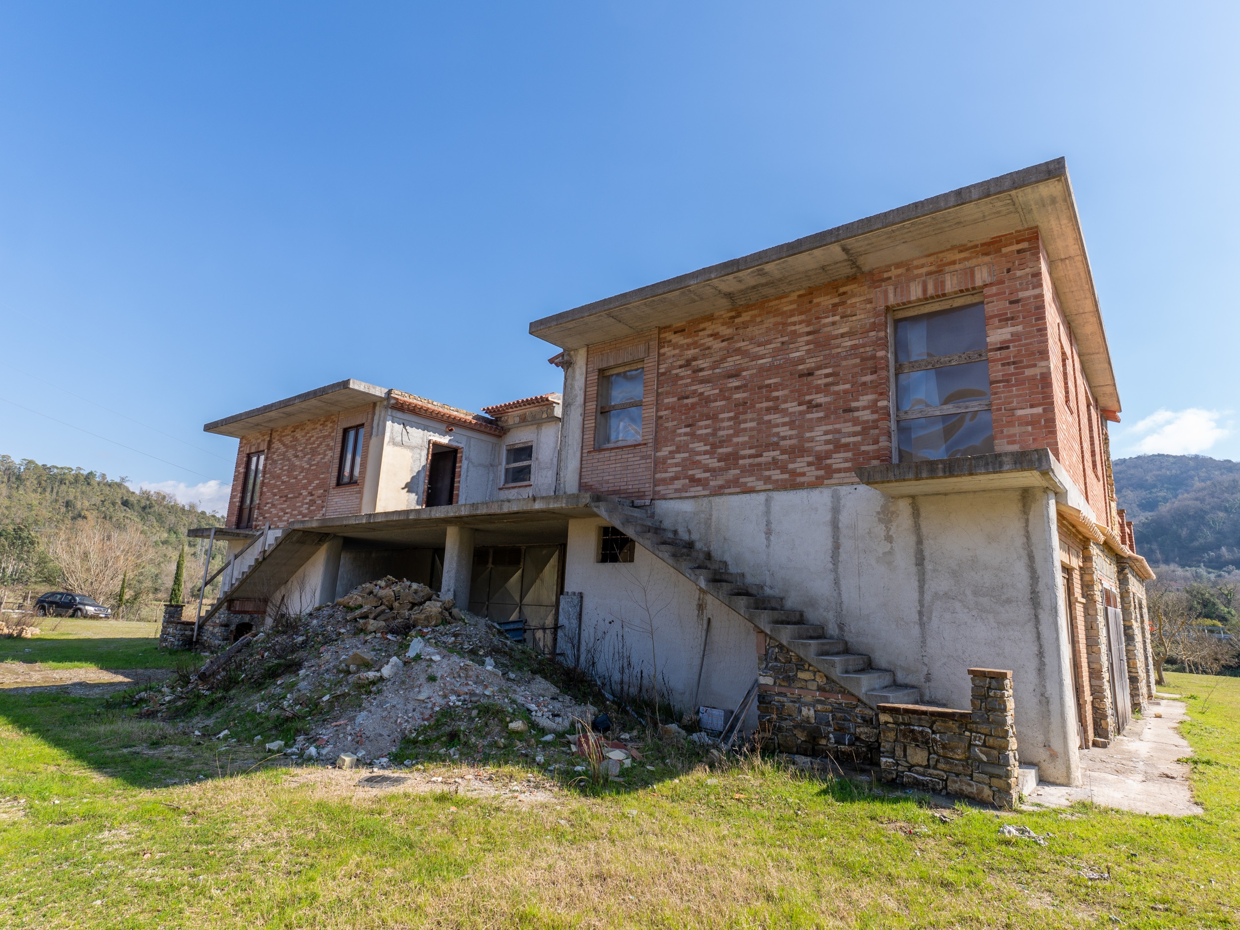 Terra, Struttura, Visione: Qui Nasce il Business-Cod.Rif: 260226