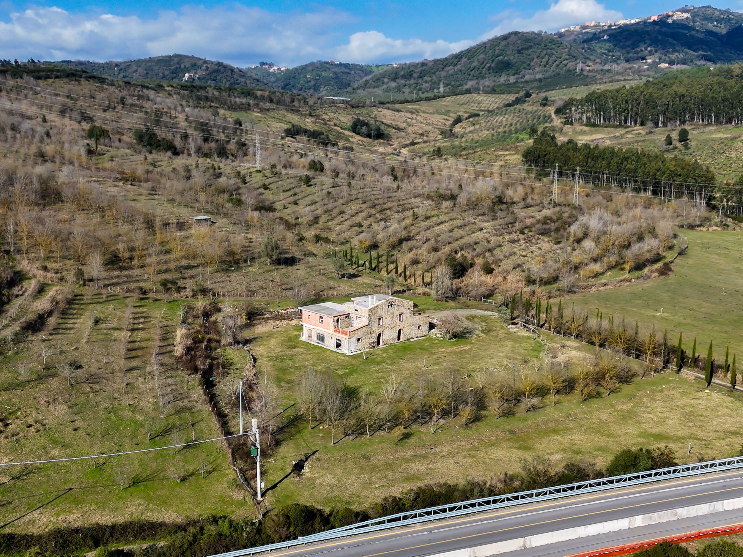 Terra, Struttura, Visione: Qui Nasce il Business-Cod.Rif: 260226