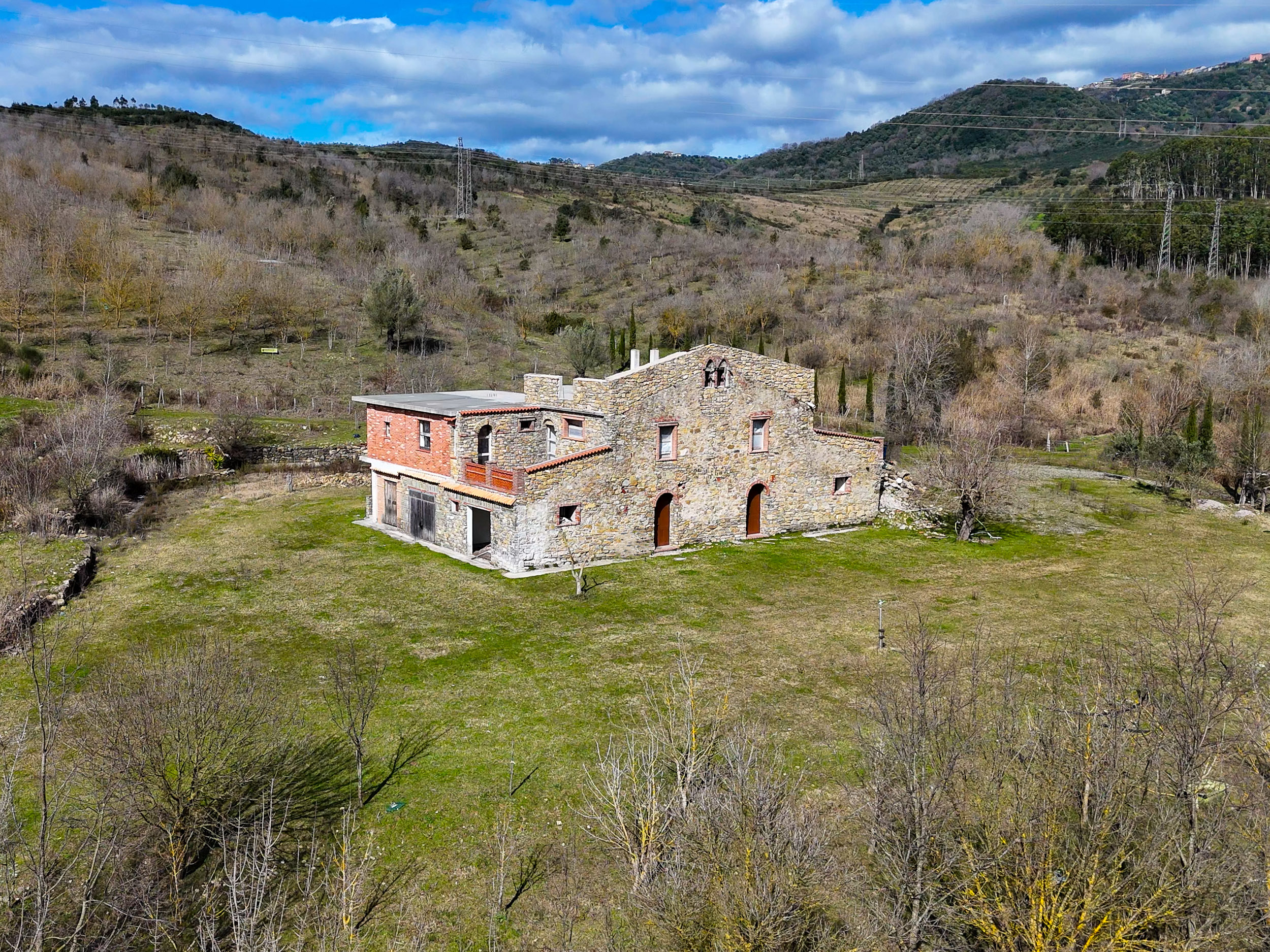 Terra, Struttura, Visione: Qui Nasce il Business-Cod.Rif: 260226