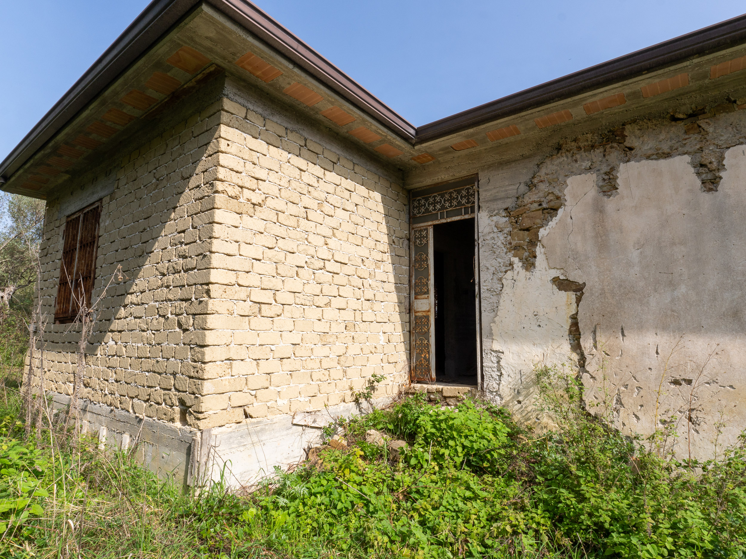 Casale nel cuore del Cilento con terreno Cod.Rif.260226B