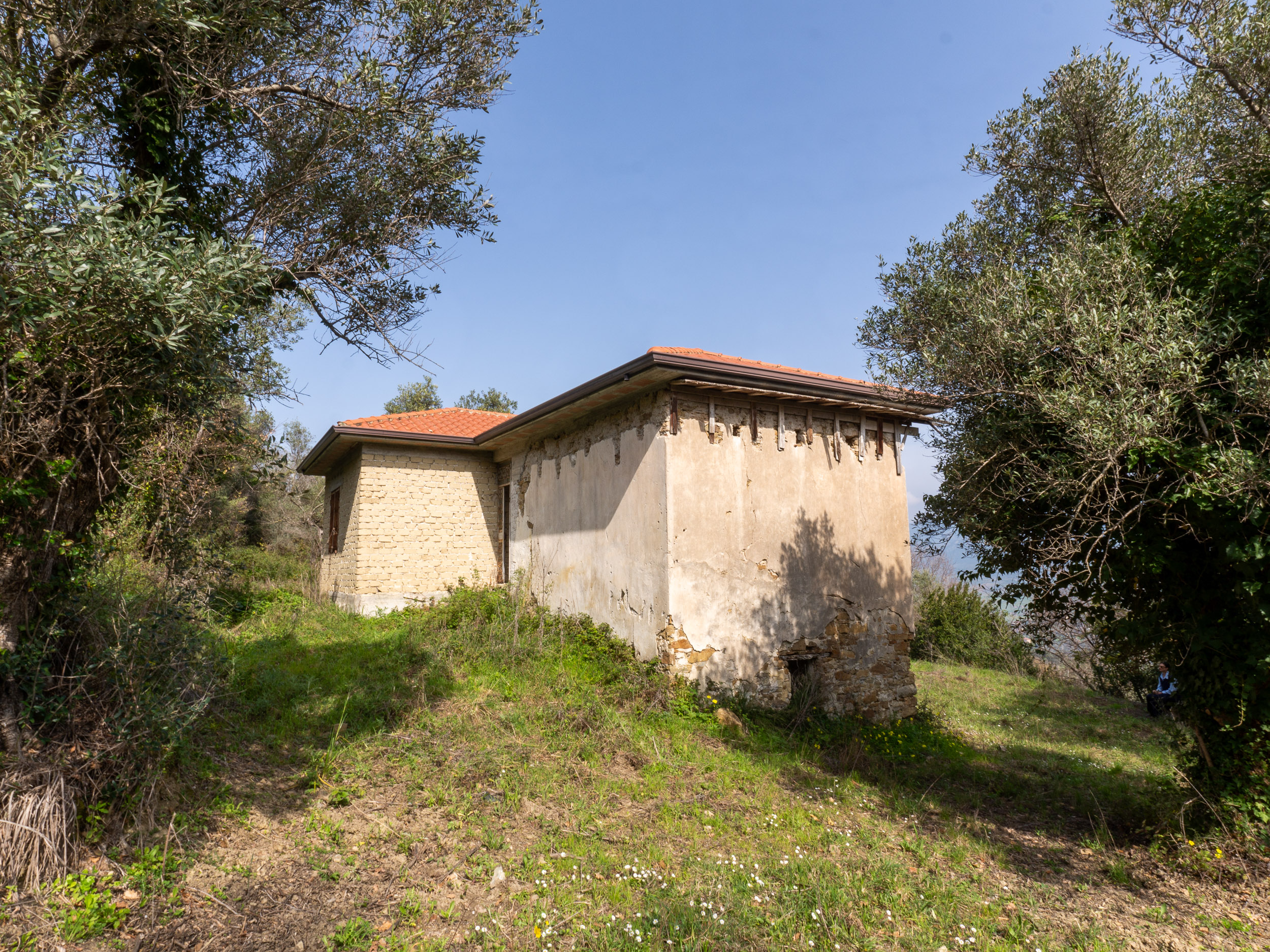 Casale nel cuore del Cilento con terreno Cod.Rif.260226B