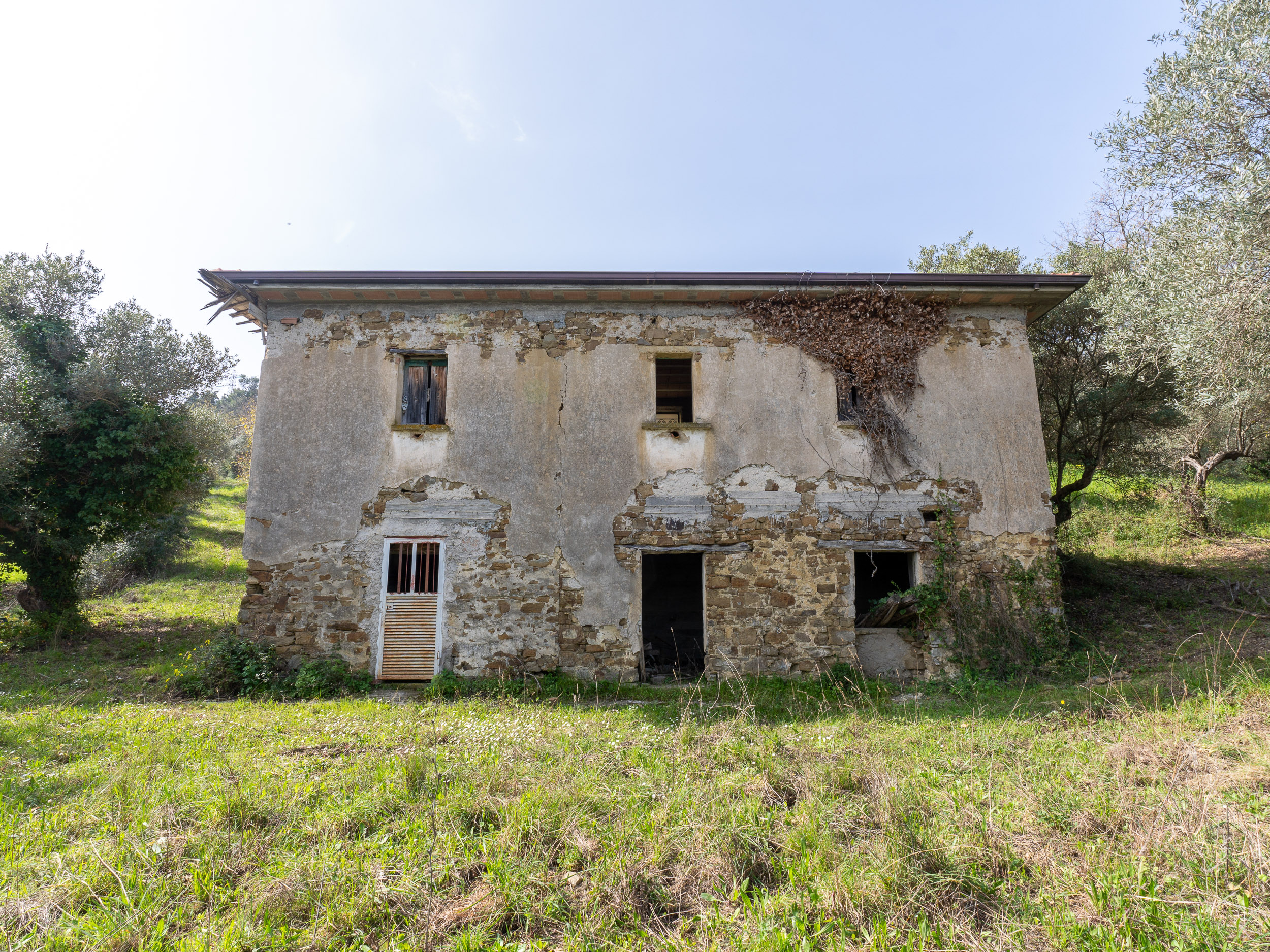 Casale nel cuore del Cilento con terreno Cod.Rif.260226B