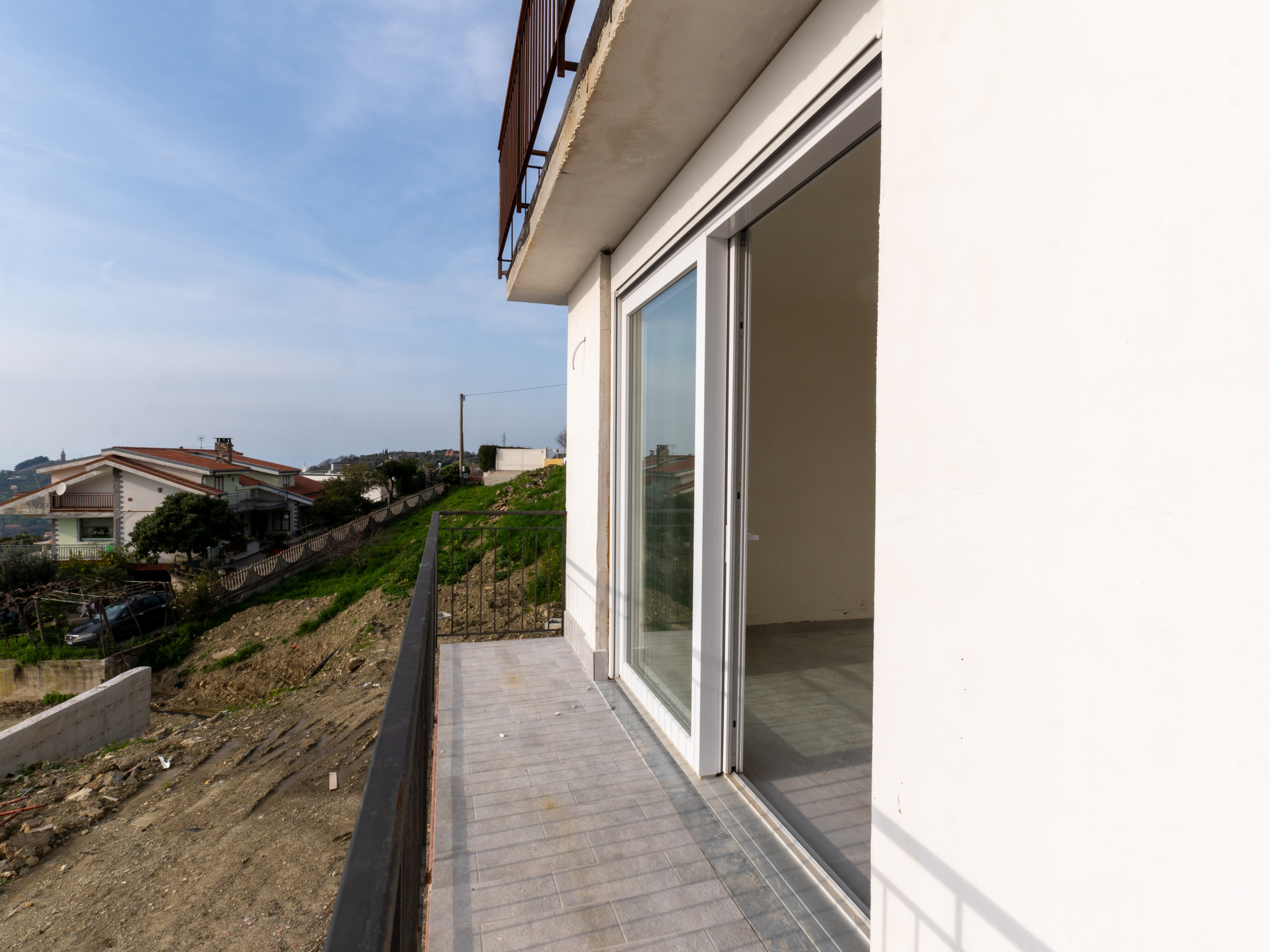 Nuova costruzione con spazio esterno Cod.Rif.020326A
