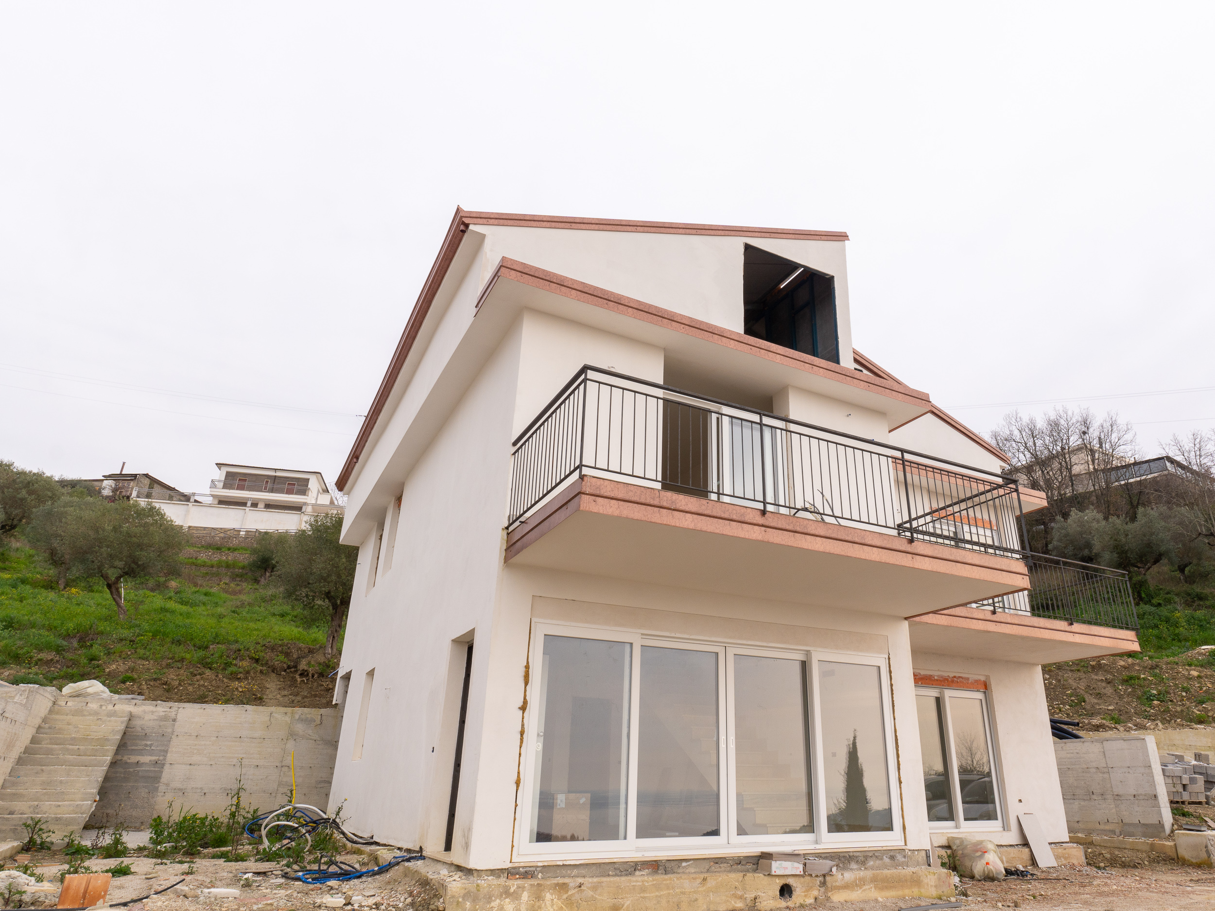 Villa bifamiliare con Giardino-Cod.Rif.020326