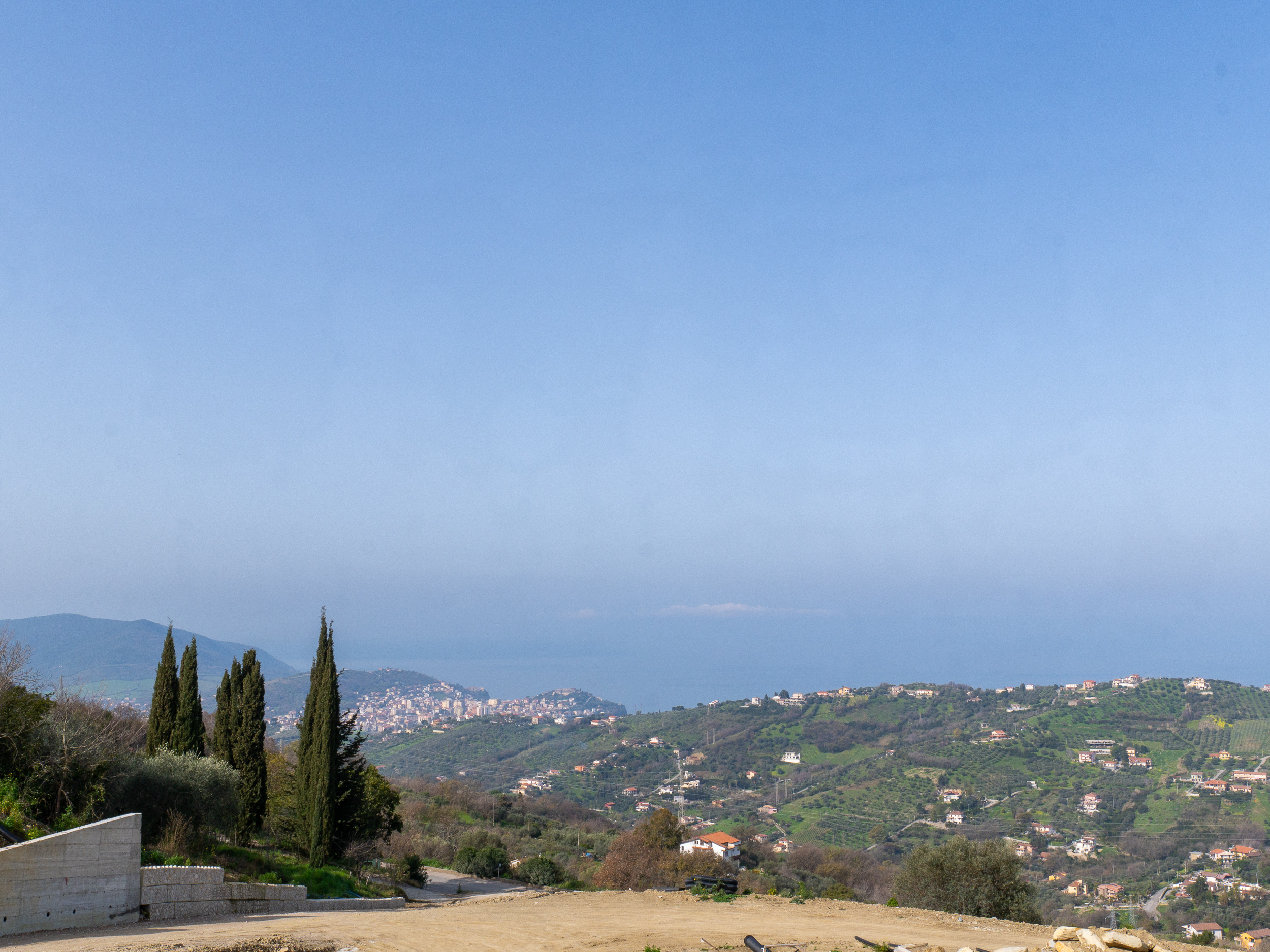 Villa bifamiliare con Giardino-Cod.Rif.020326
