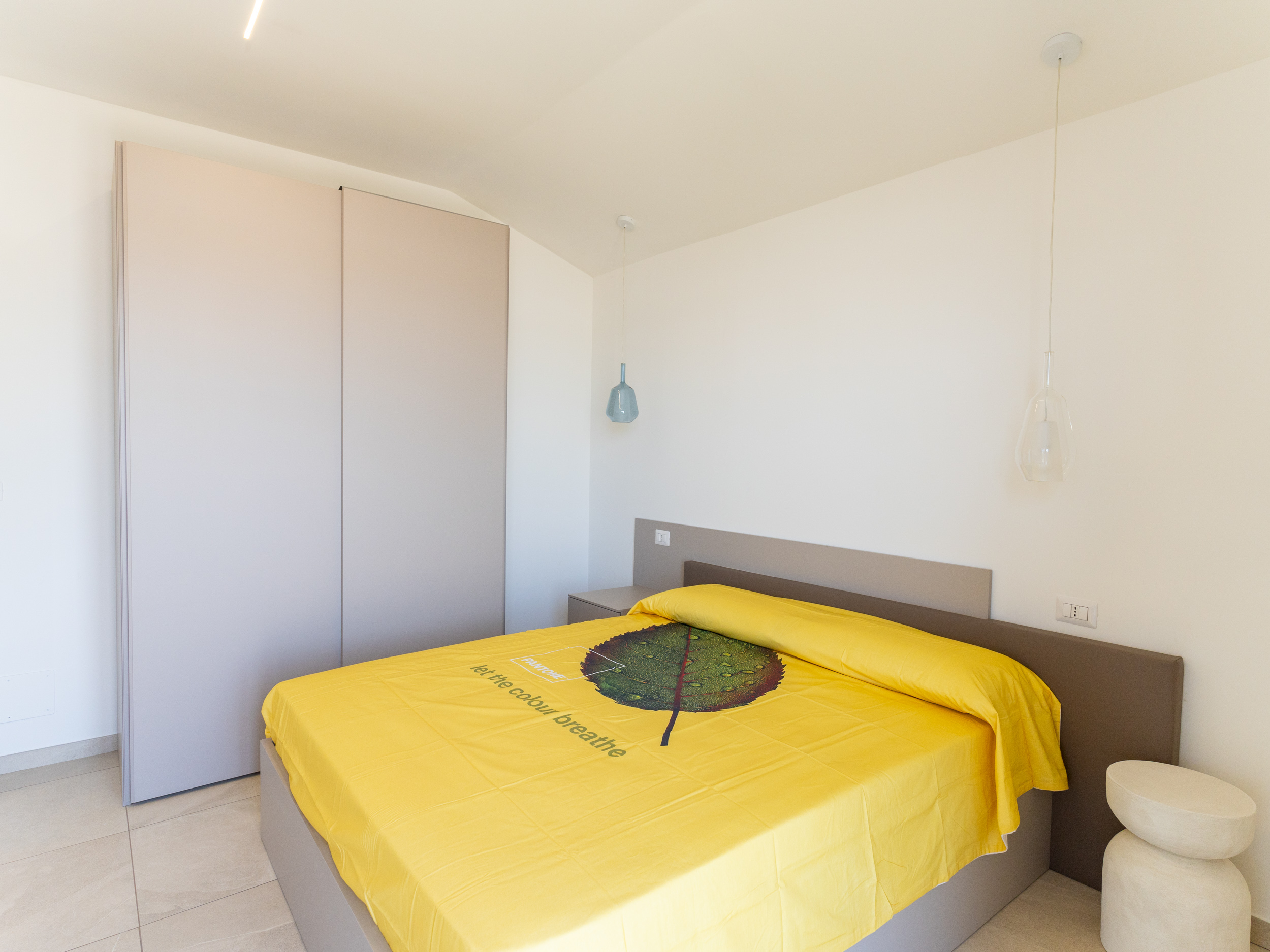 Appartamenti Nuovi ed Arredati-Cod.Rif:210426B