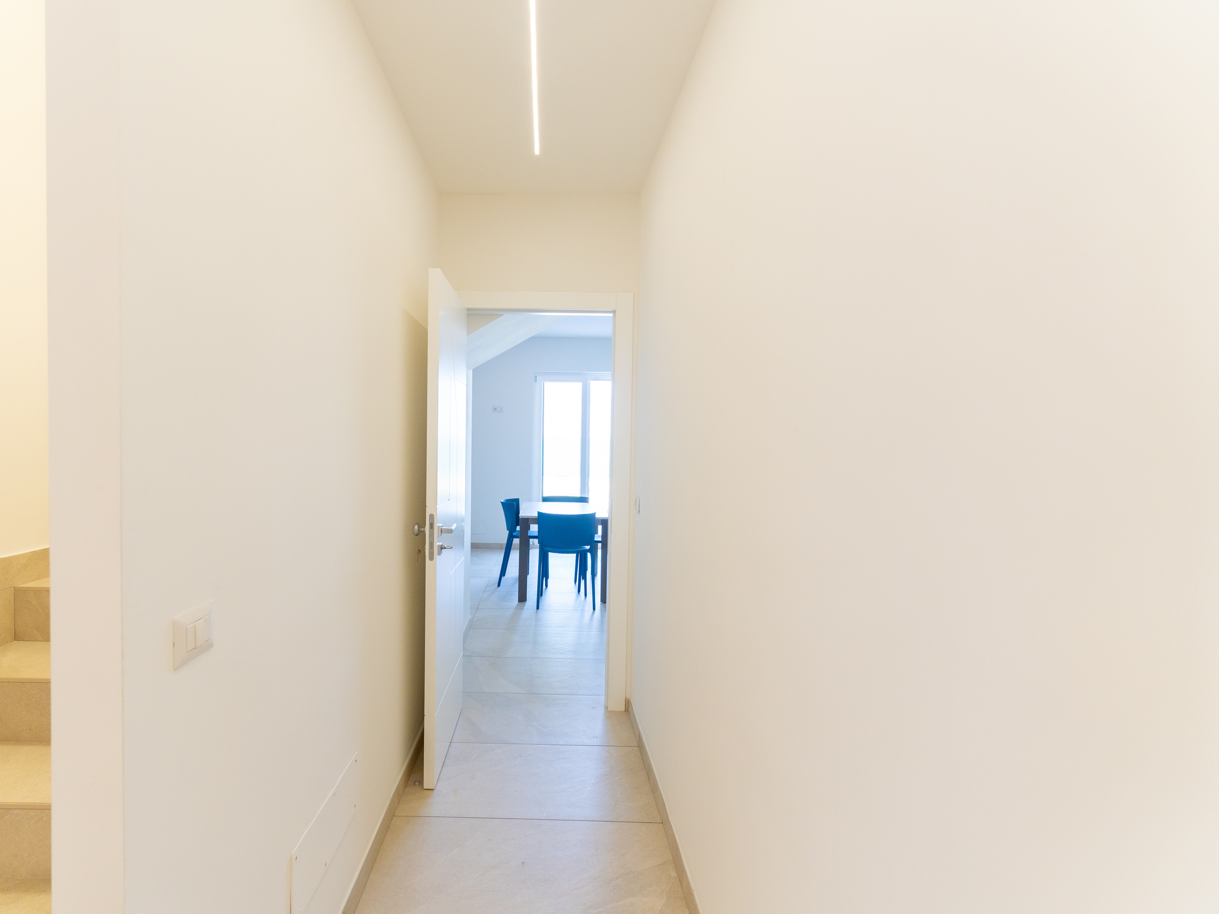 Appartamenti Nuovi ed Arredati-Cod.Rif:210426B