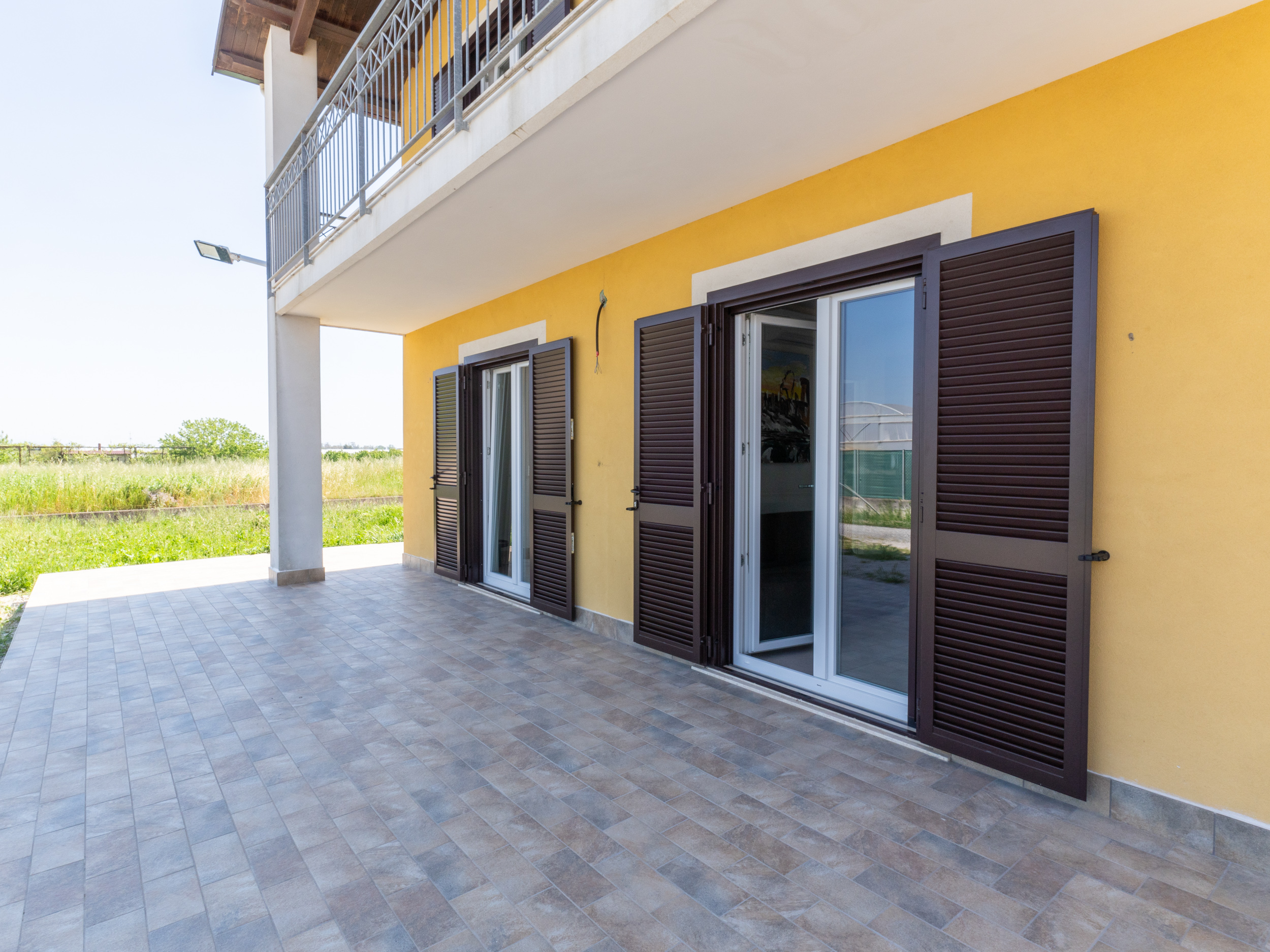 Appartamenti Nuovi ed Arredati-Cod.Rif:210426B