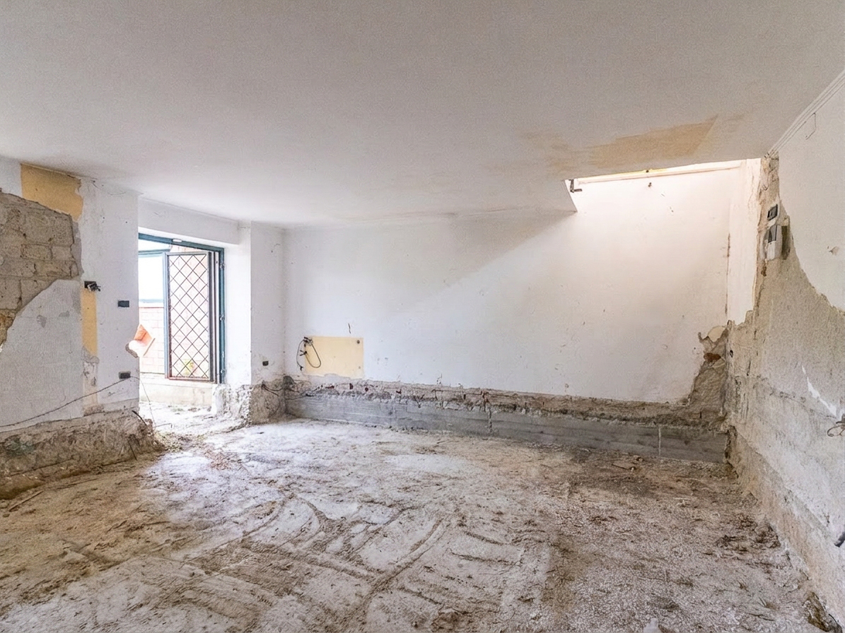 Casa semindipendente con scorcio di mare e giardino Cod.Rif040526