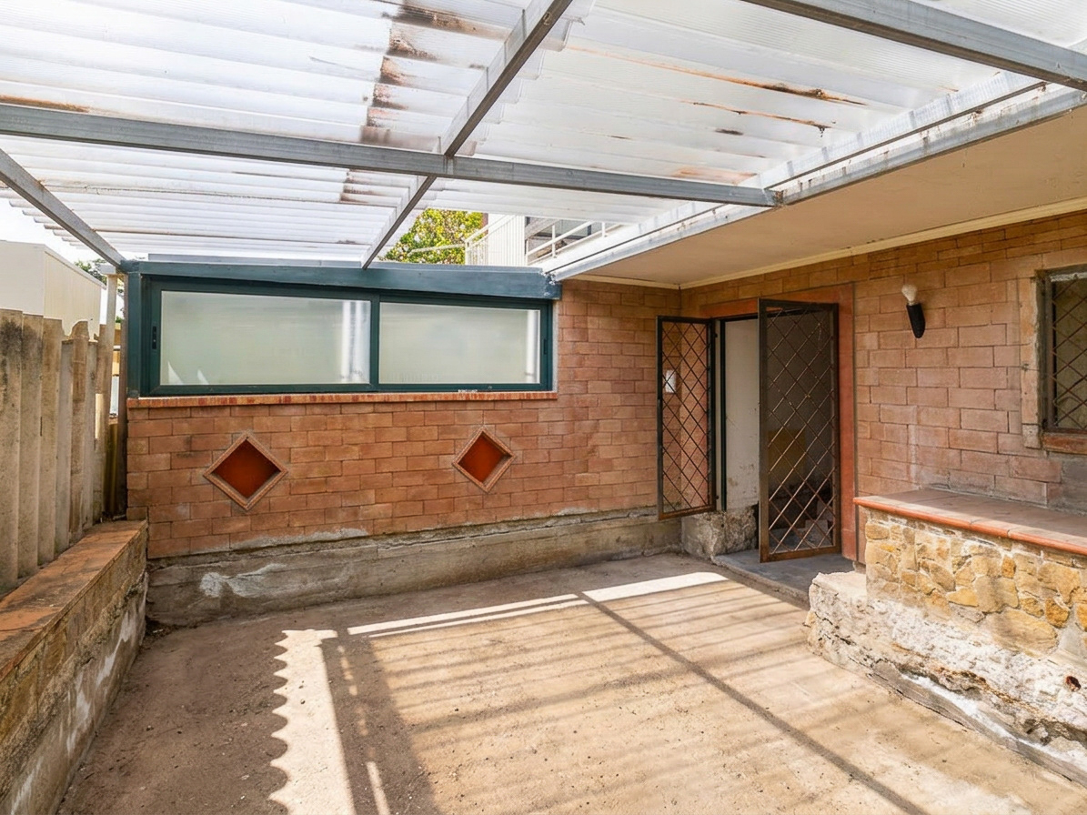 Casa semindipendente con scorcio di mare e giardino Cod.Rif040526