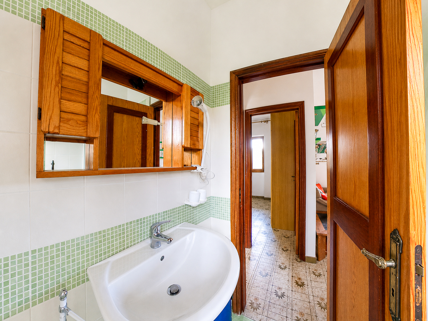 Appartamento indipendente con terrazzo e giardino Cod.Rif.180526