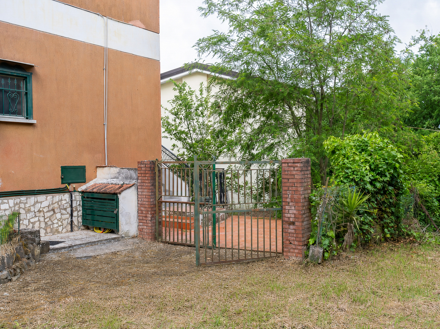 Appartamento indipendente con terrazzo e giardino Cod.Rif.180526