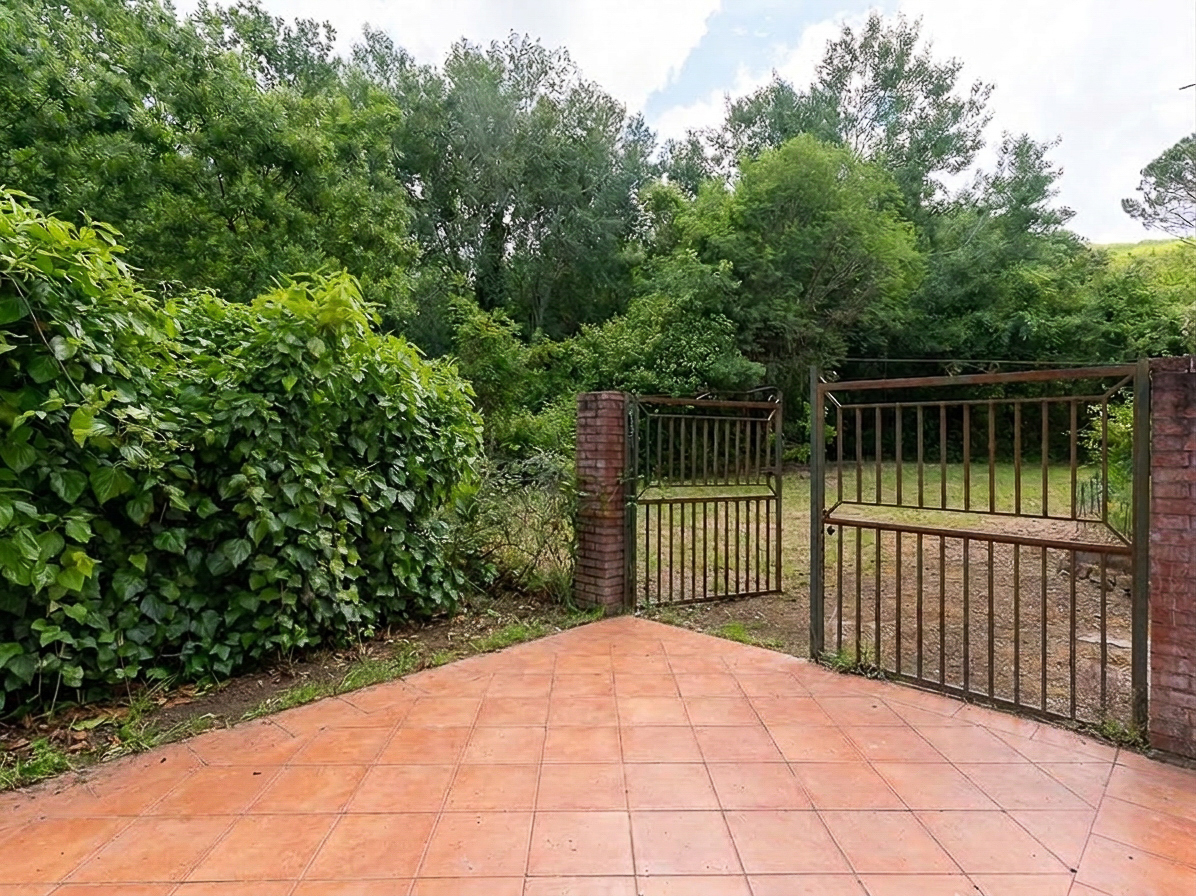 Appartamento indipendente con terrazzo e giardino Cod.Rif.180526