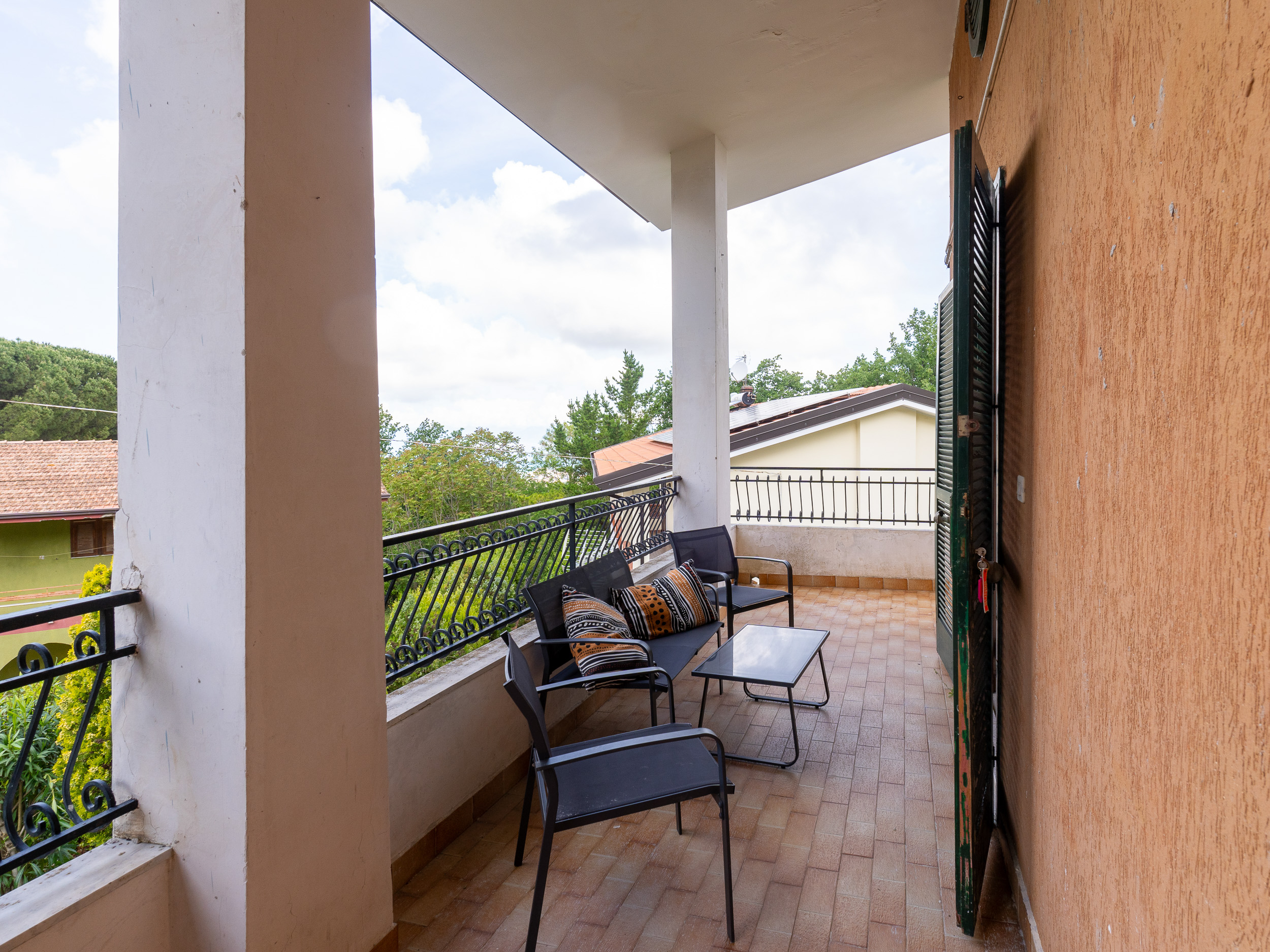Appartamento indipendente con terrazzo e giardino Cod.Rif.180526