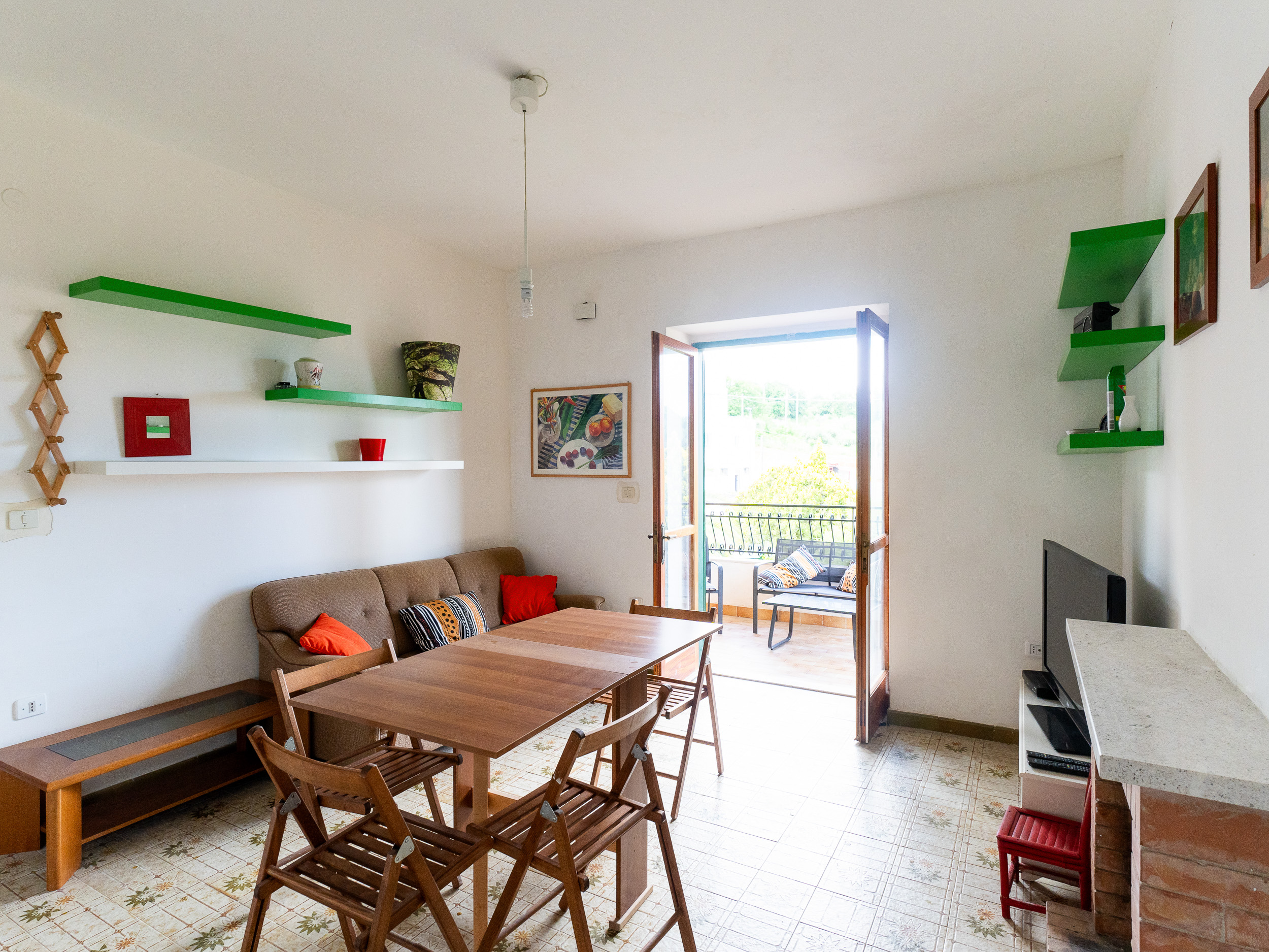 Appartamento indipendente con terrazzo e giardino Cod.Rif.180526