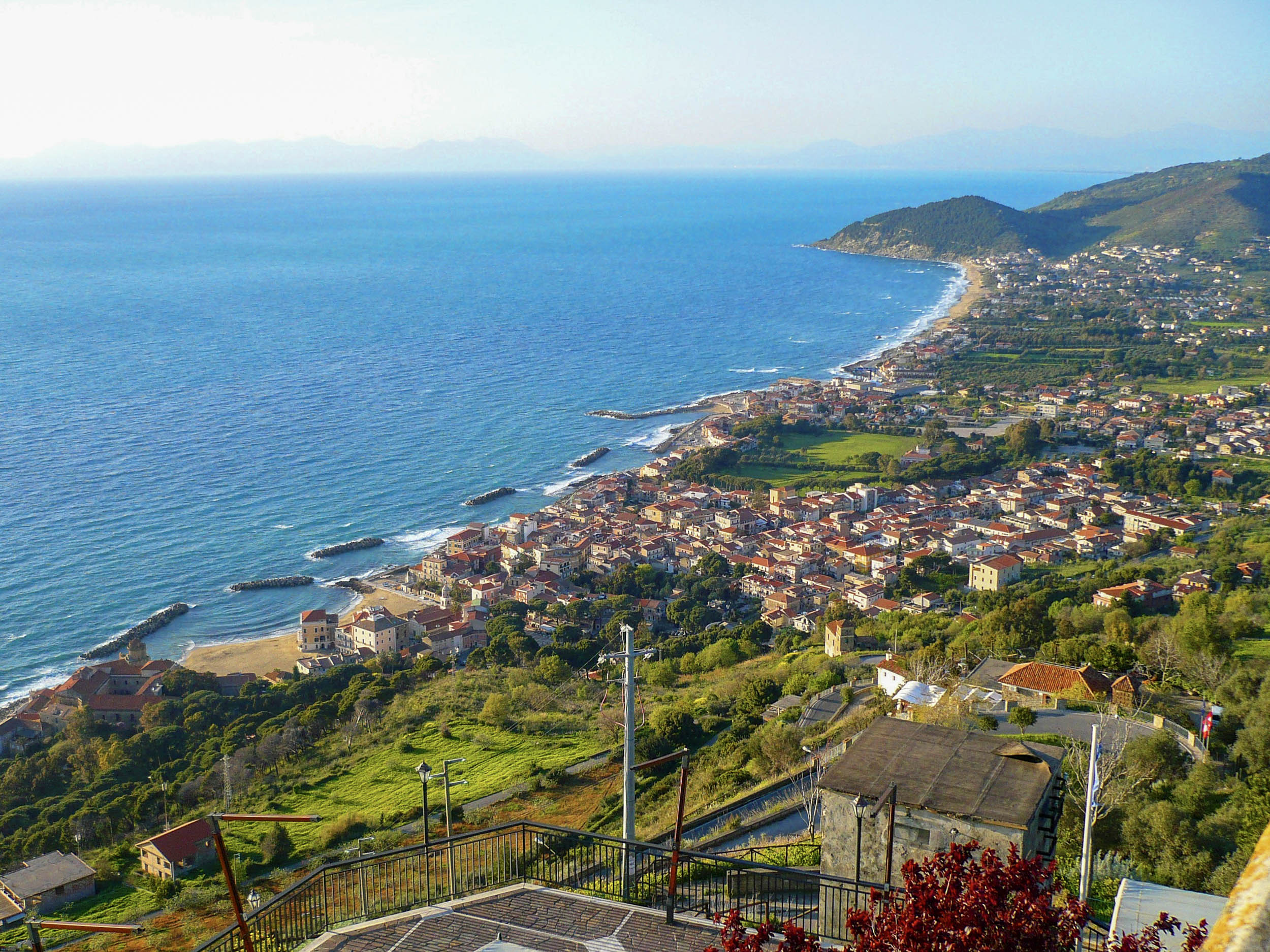 Un’attività unica, dentro la storia di Castellabate Cod.Rif130726