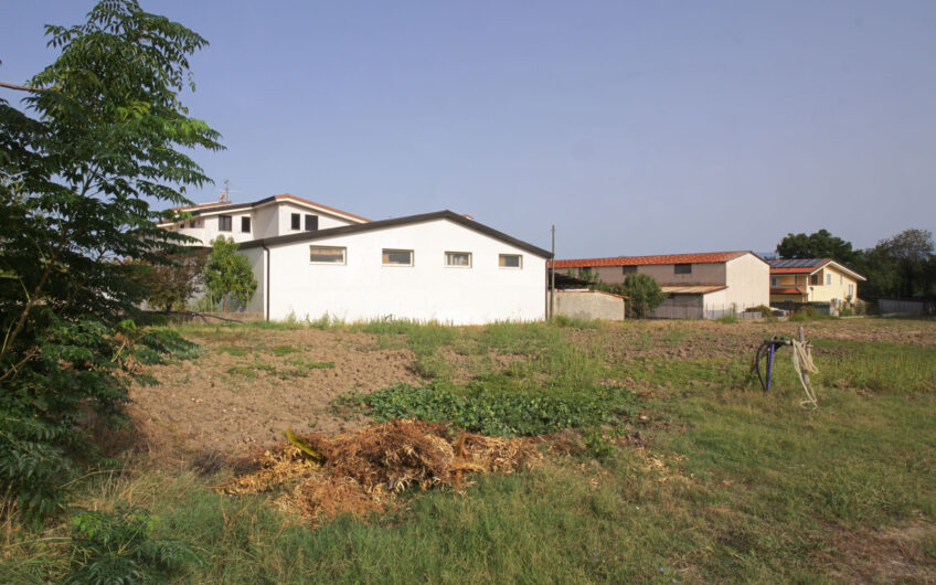 Il Terreno Su Cui Immaginare La Tua Casa-Cod.Rif: 270826