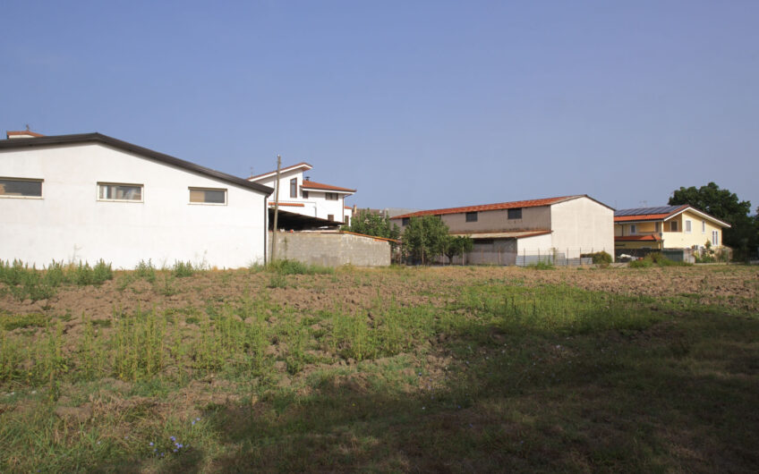 Il Terreno Su Cui Immaginare La Tua Casa-Cod.Rif: 270826