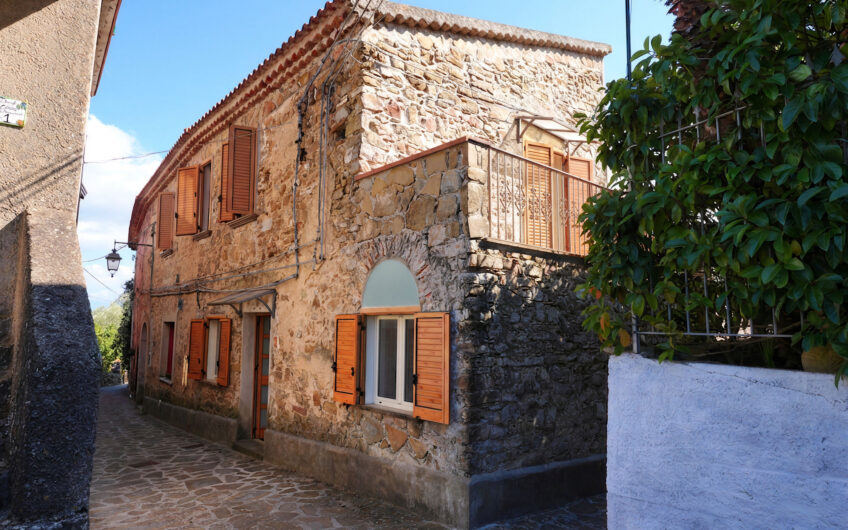Dove Il Tempo si Ferma la Casa Ti Aspetta Cod.Rif170926